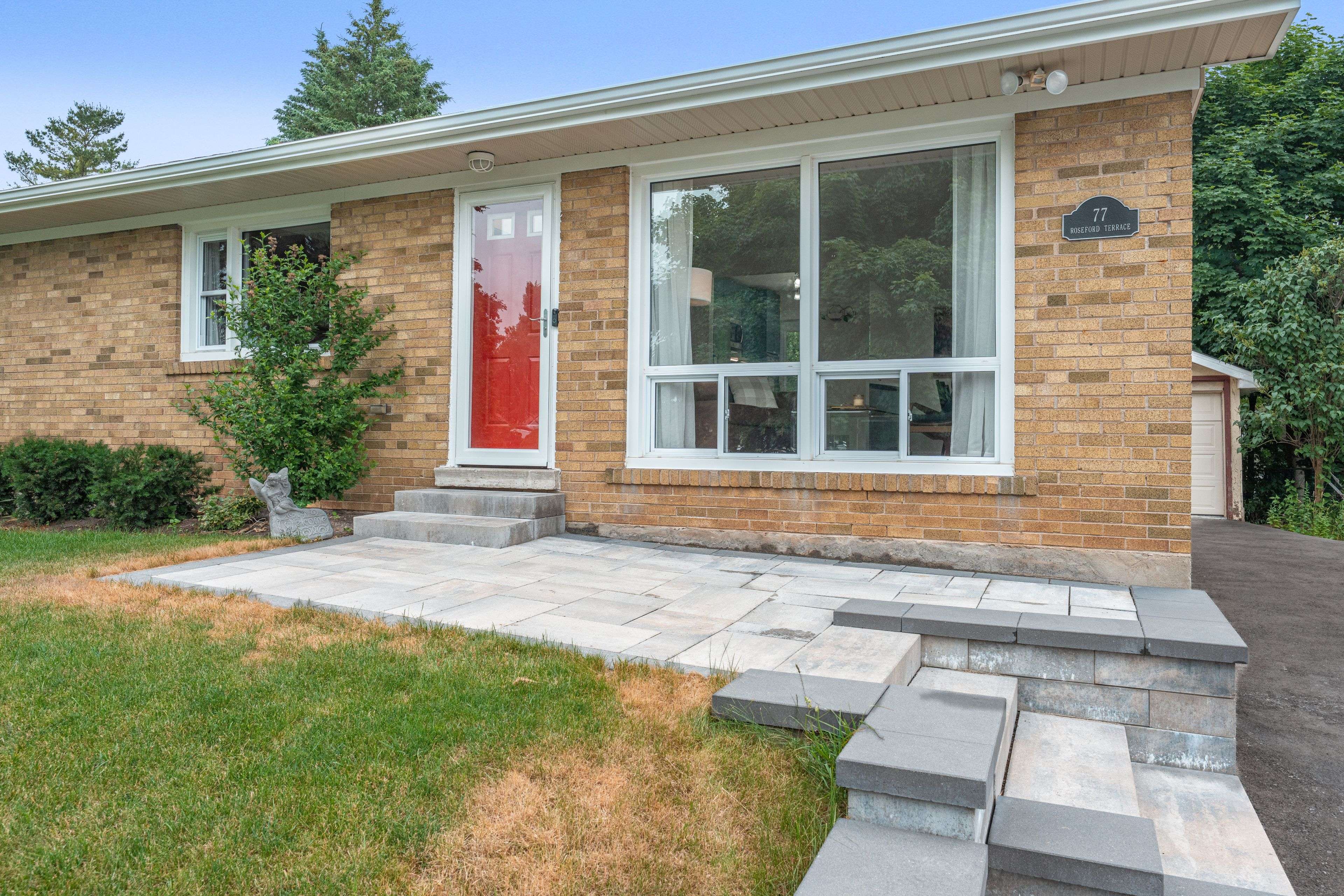 Halton Hills, ON L7J 2L2,77 Roseford TER