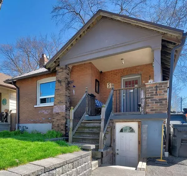Toronto E06, ON M1L 3L1,5 Elward BLVD