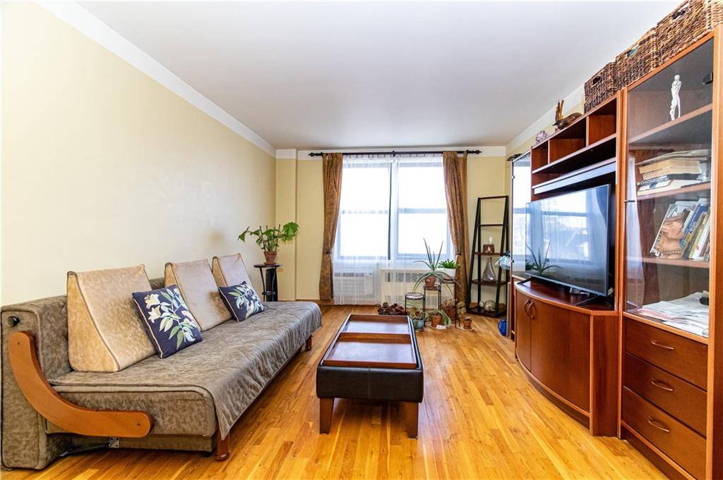 Brooklyn, NY 11230,1577 East 17th ST #4F