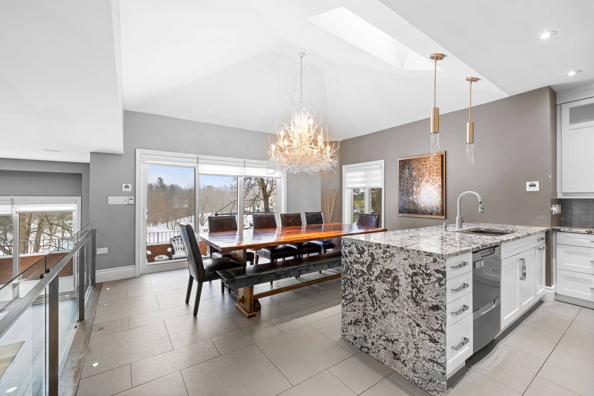 Vaughan, ON L4L 8L2,4001 Teston RD