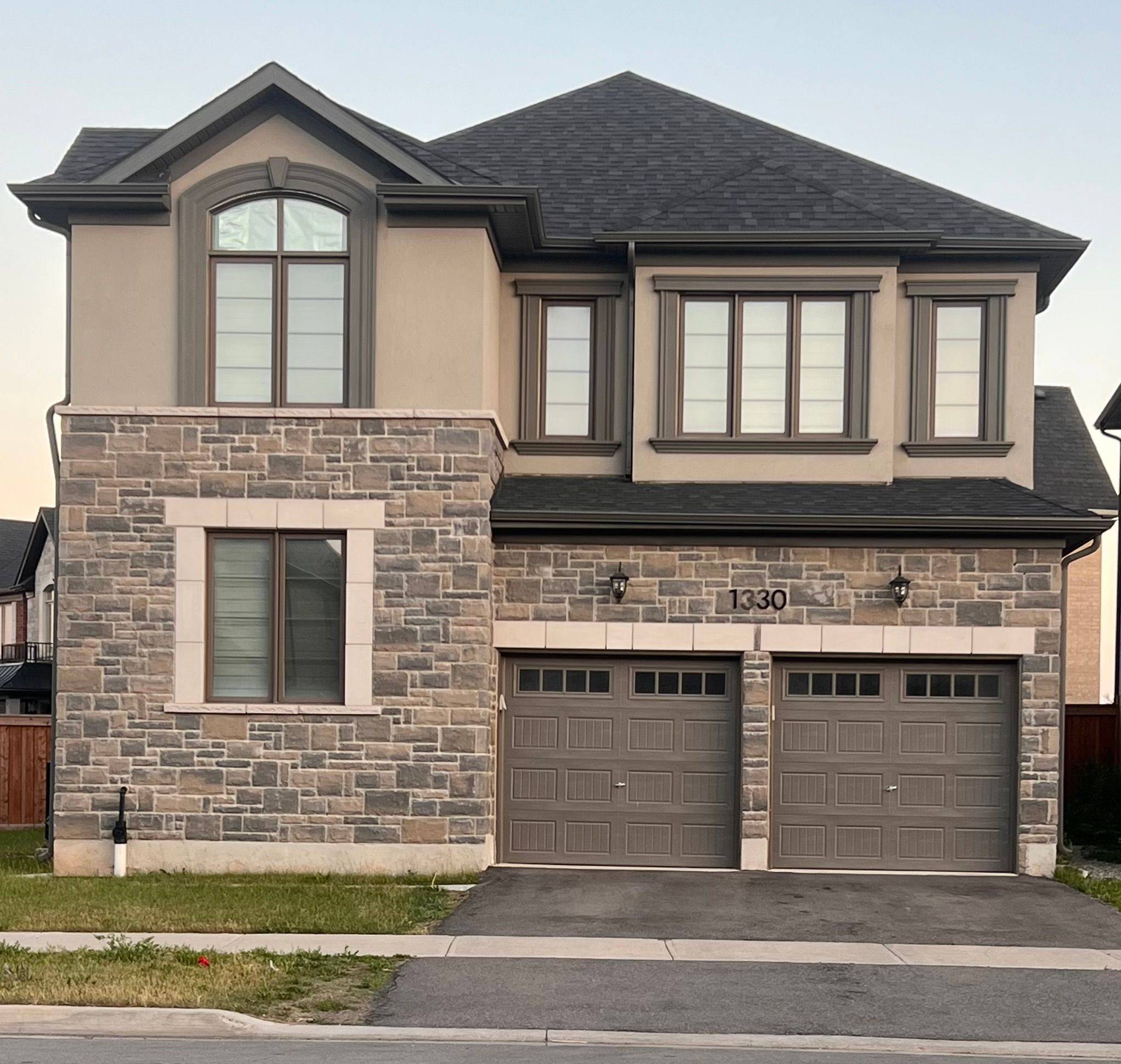 Milton, ON L9E 1K9,1330 Farmstead DR