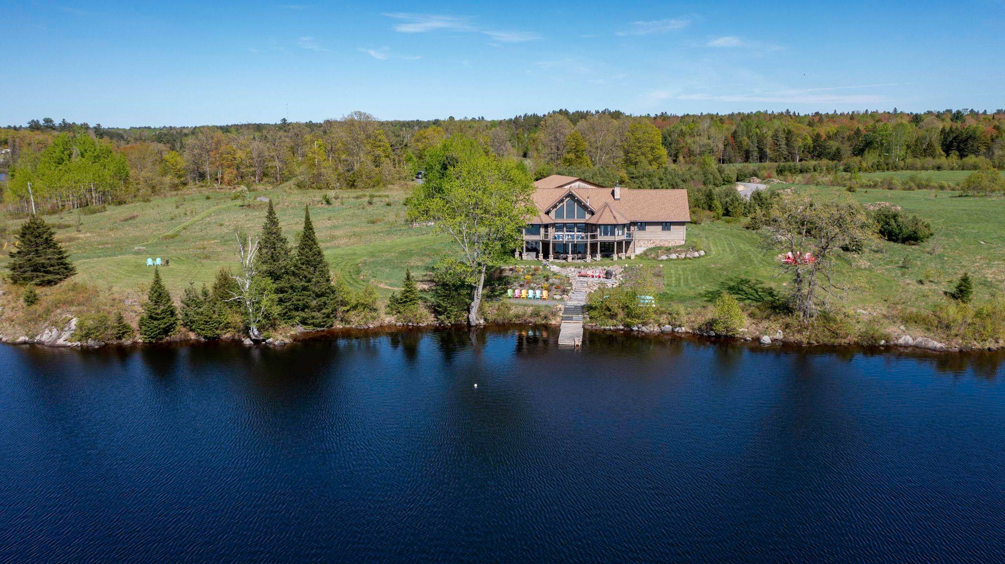 Mckellar, ON P2A 0B5,64 Mccords RD