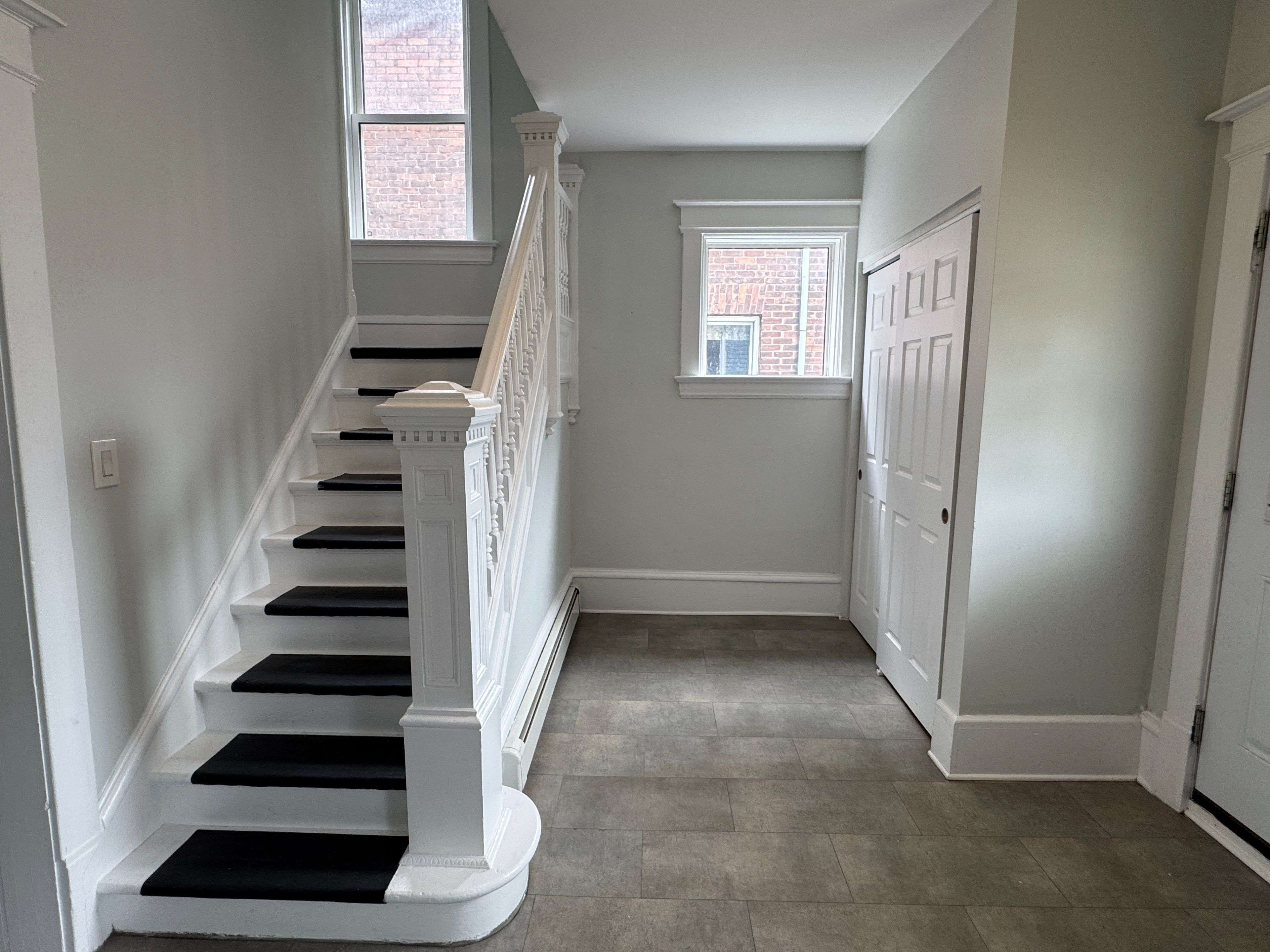 North Bay, ON P1B 1L2,136 Second AVE E