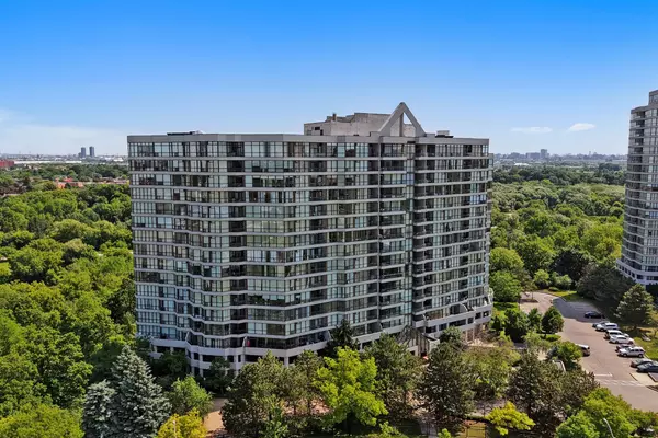 Toronto W10, ON M9V 5G7,1 Rowntree RD #615