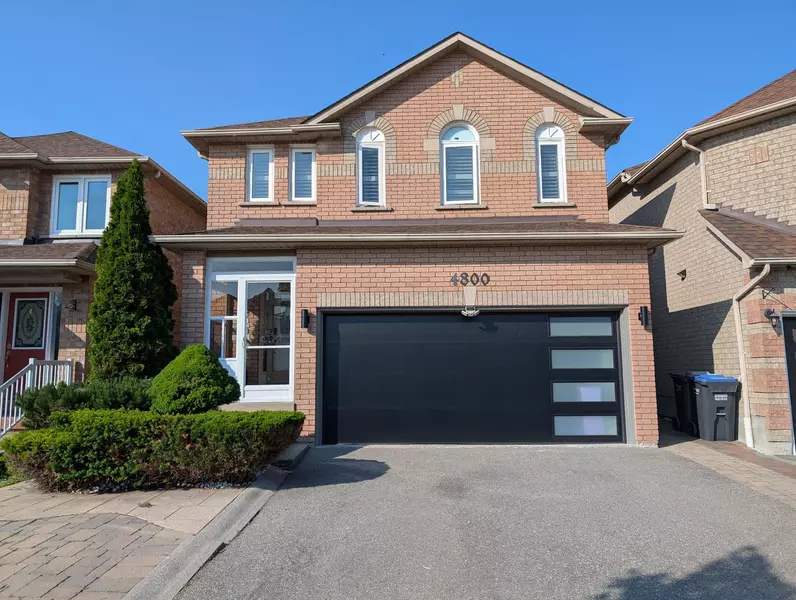 4800 Rosebush RD, Mississauga, ON L5M 5N1
