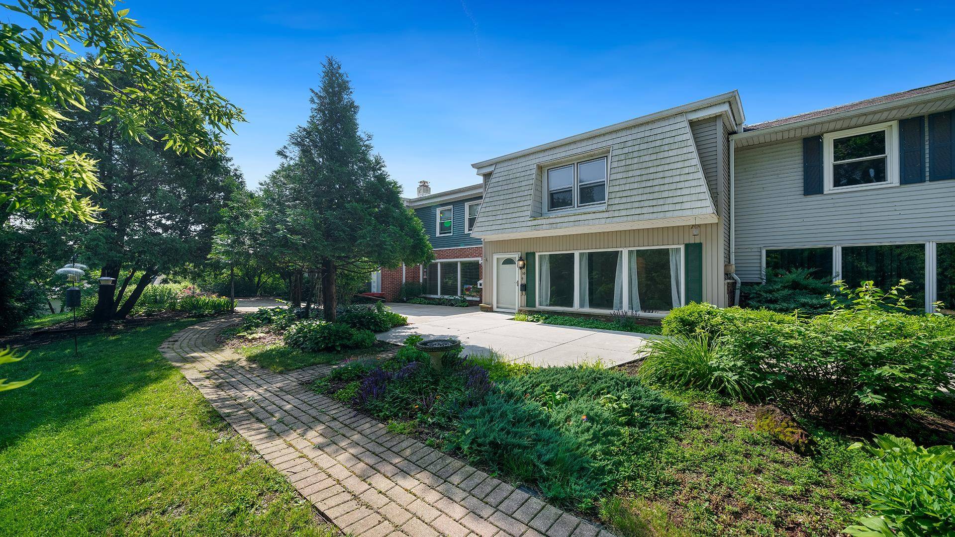 150 W Russell Street, Rockton, IL 61072
