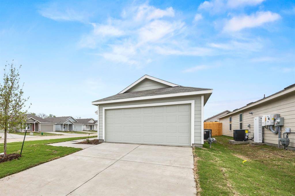 Princeton, TX 75407,727 Madrono Drive