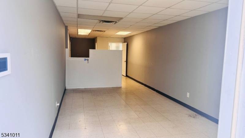 Scotch Plains Twp., NJ 07076,1814 East Second