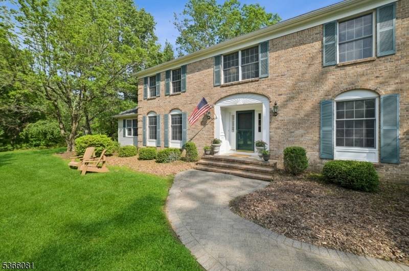 Chester Twp., NJ 07930,1 Cristina Ct