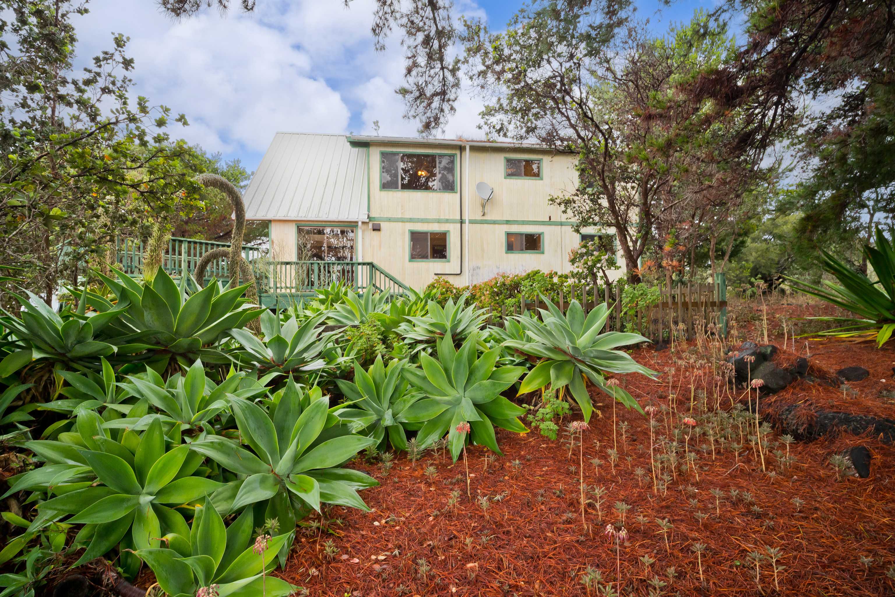 92-8572 PLUMERIA LN, Ocean View, HI 96737
