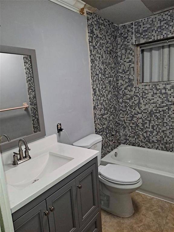 [StreetName, UnitNumber, StreetNumber, StreetDirPrefix], Pompano Beach, FL 33064