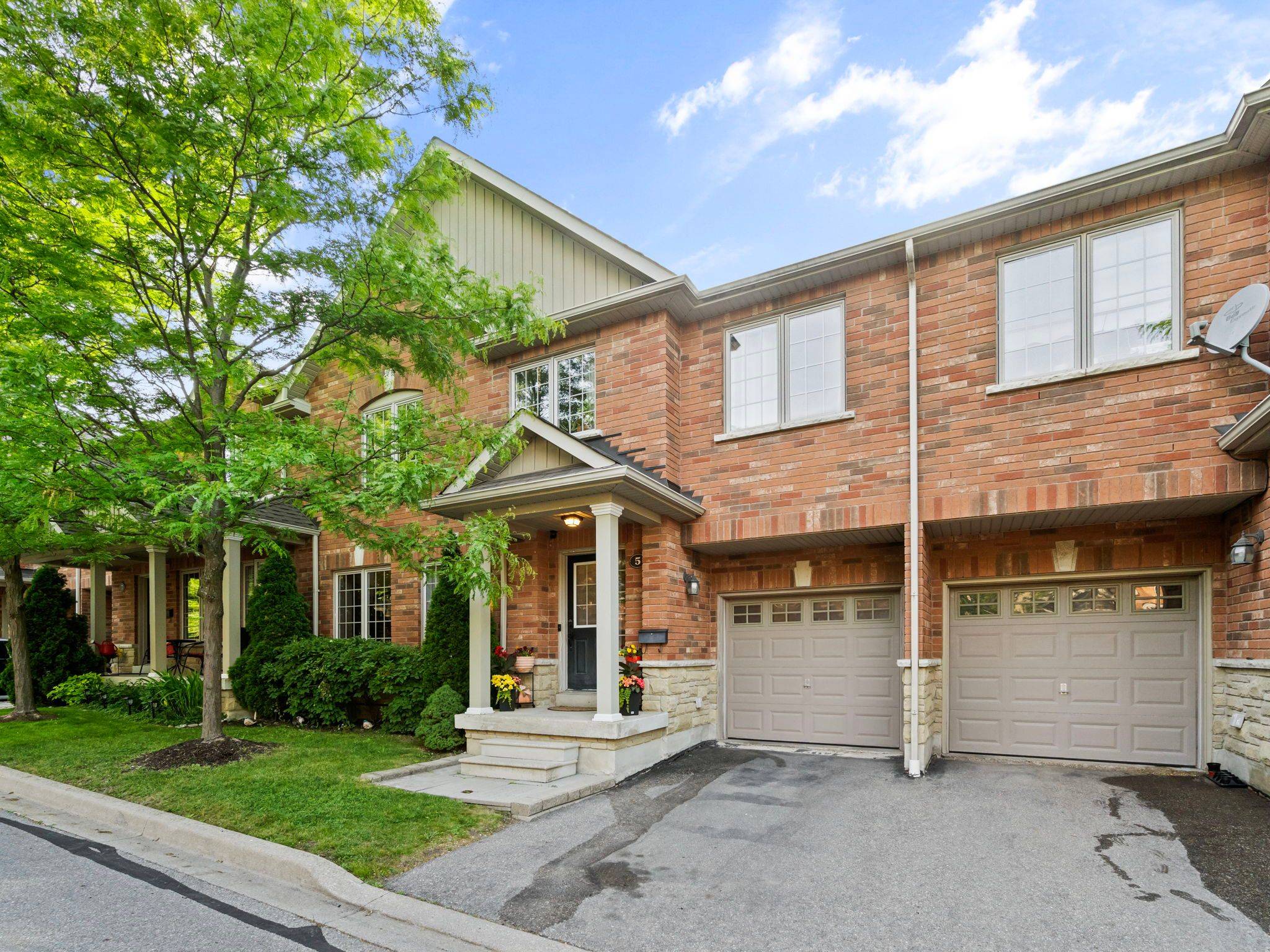 3040 Fifth Line W #5, Mississauga, ON L5L 0A4
