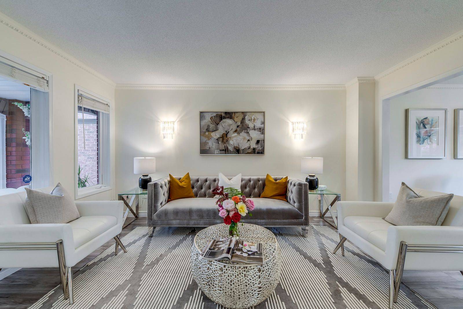 Mississauga, ON L5V 1P4,1069 Windsor Hill BLVD