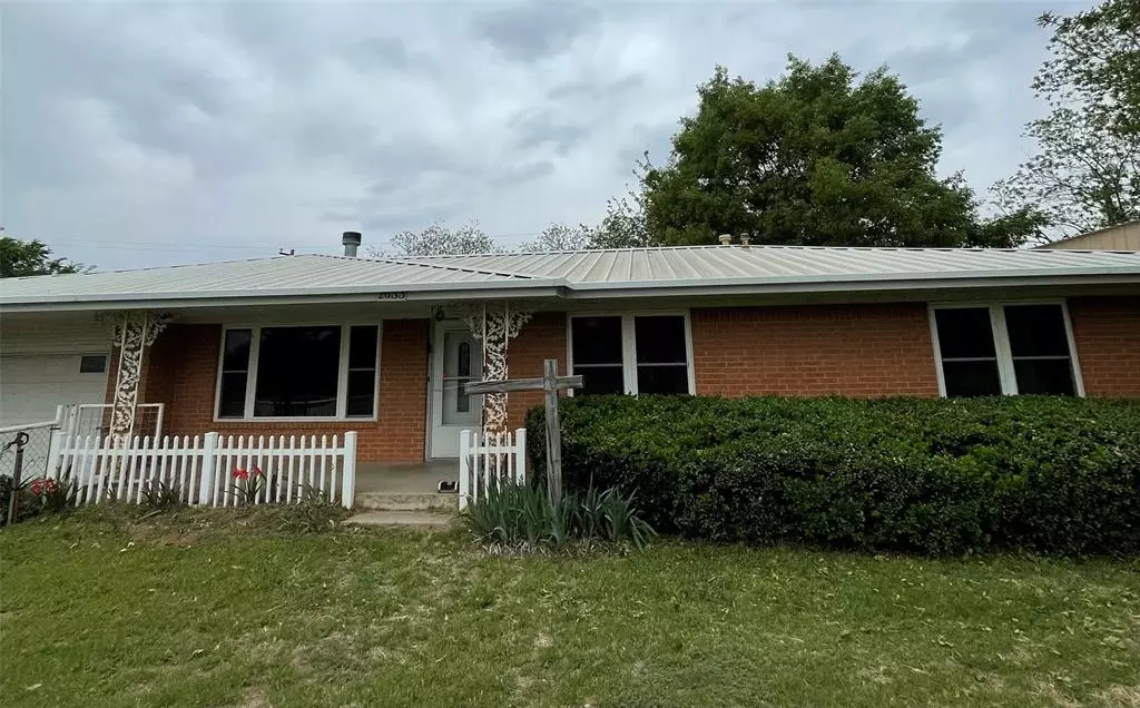 Bowie, TX 76230,2633 State Highway 59 N