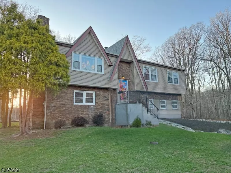 Hopatcong Boro, NJ 07843,29 Billings Rd