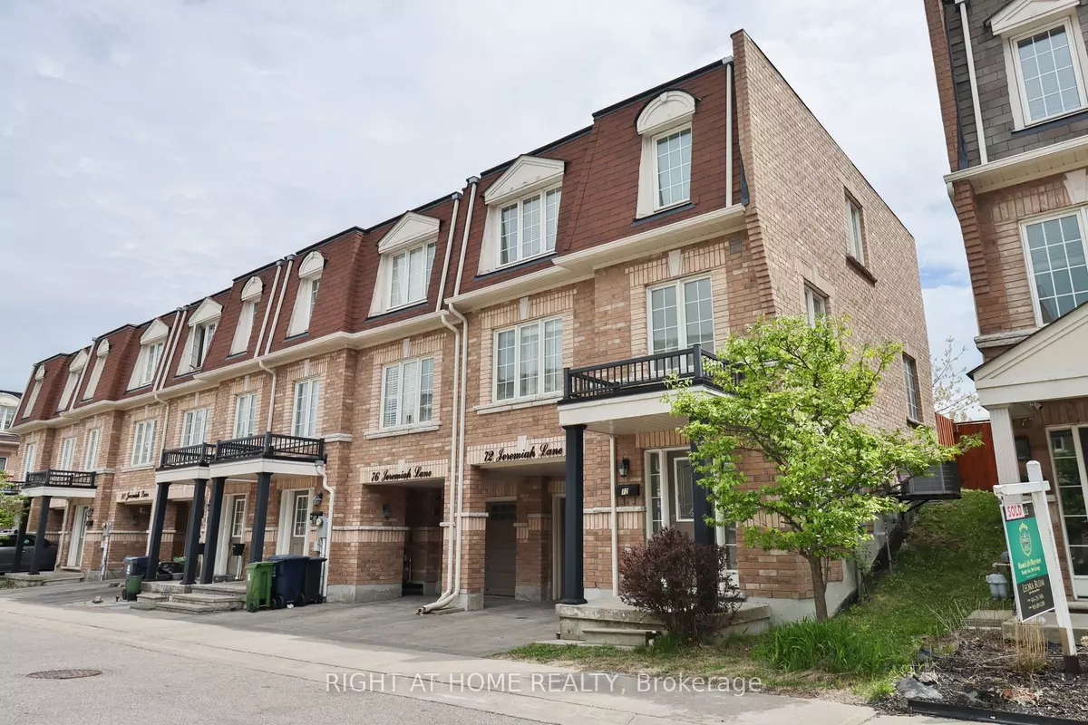 Toronto E08, ON M1J 0A4,72 Jeremiah LN