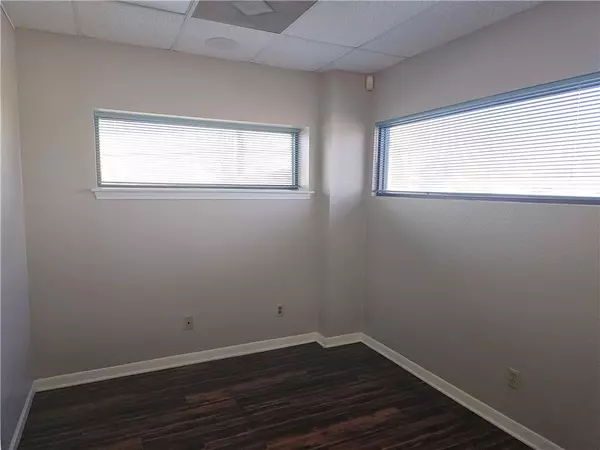 Killeen, TX 76541,300 W Central TX EXP