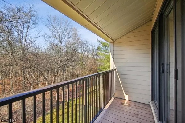 203 Irving Pl Ondo, Bernards Twp., NJ 07920