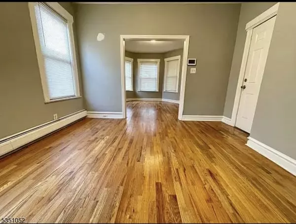 East Orange City, NJ 07018,156 Shepard Ave