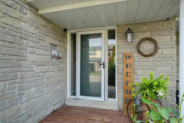 Clarington, ON L1E 2M6,2800 Courtice RD #99