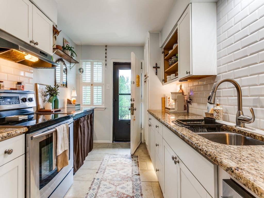 Dallas, TX 75230,7700 Meadow Road #212