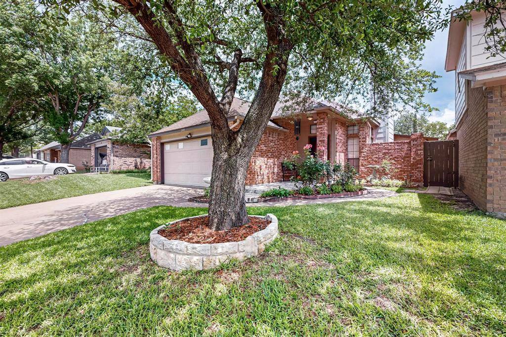 Irving, TX 75060,208 Lydia Circle