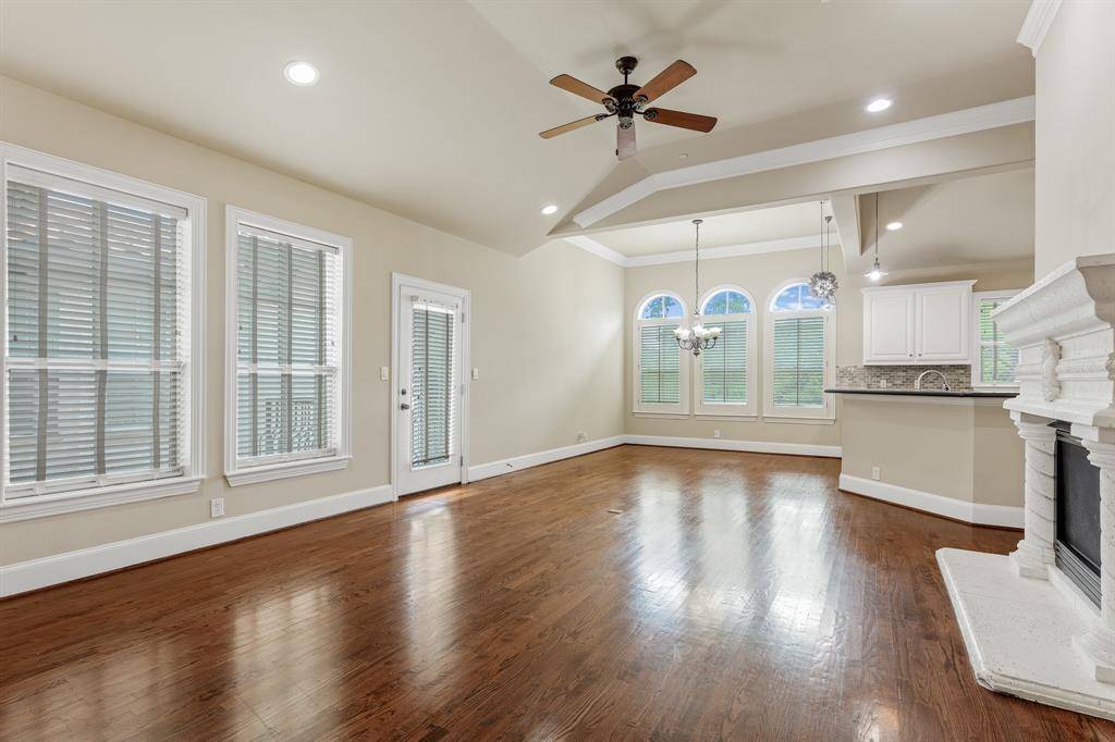 University Park, TX 75205,5801 Hillcrest Avenue #9