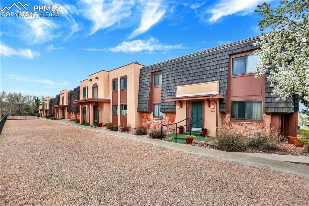 Colorado Springs, CO 80904,2937 Mesa RD #A