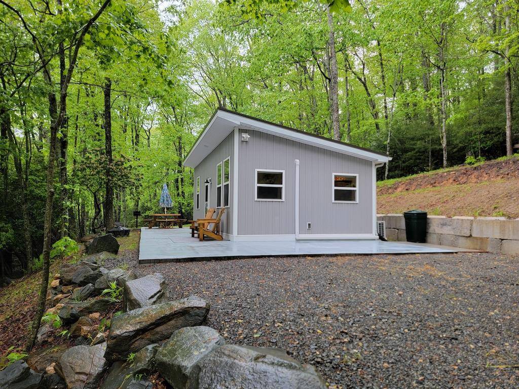 Willis, VA 24380,3119 Buffalo Mountain Rd
