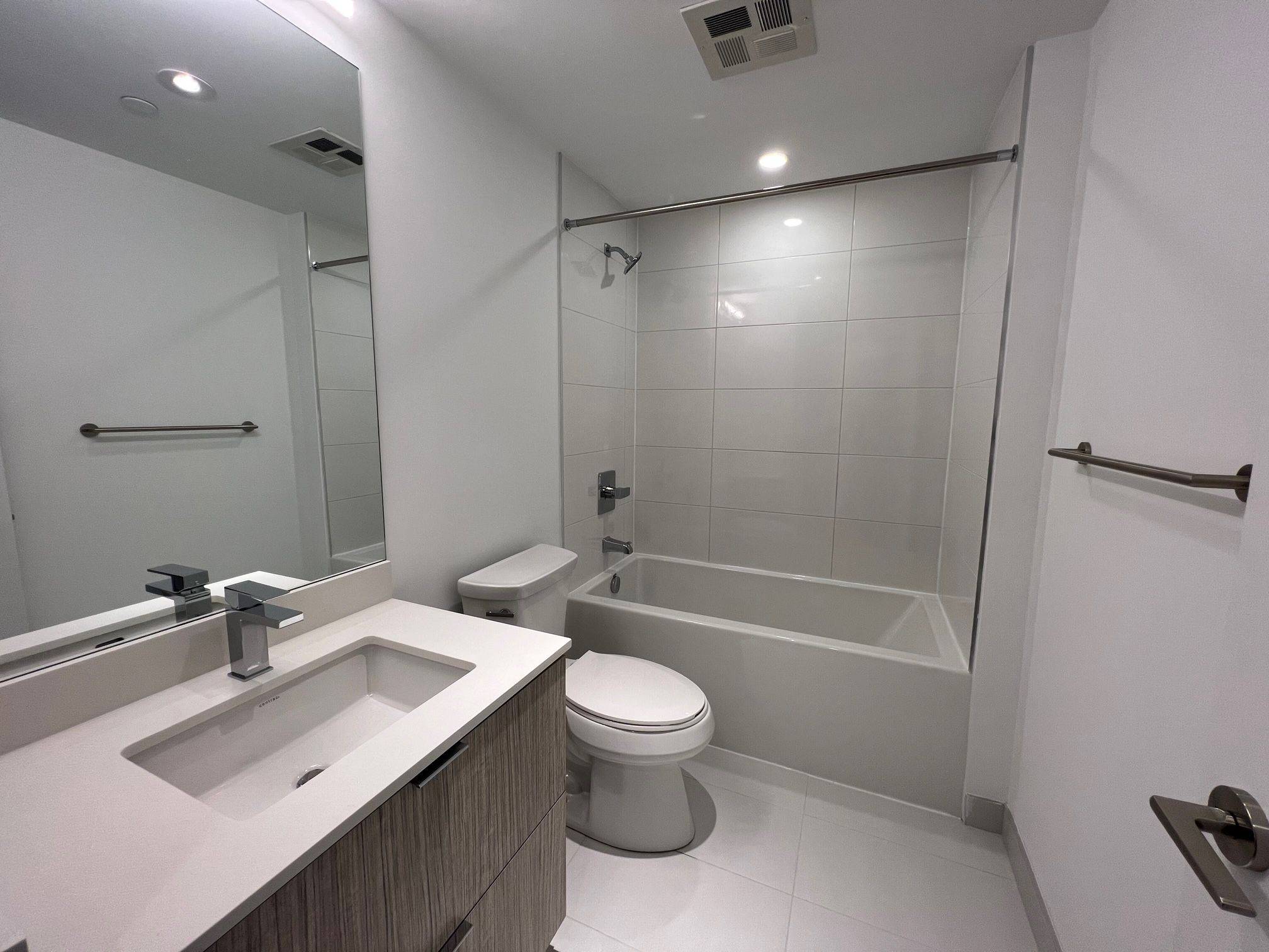 Toronto C08, ON M4W 1H7,395 Bloor ST E #2601