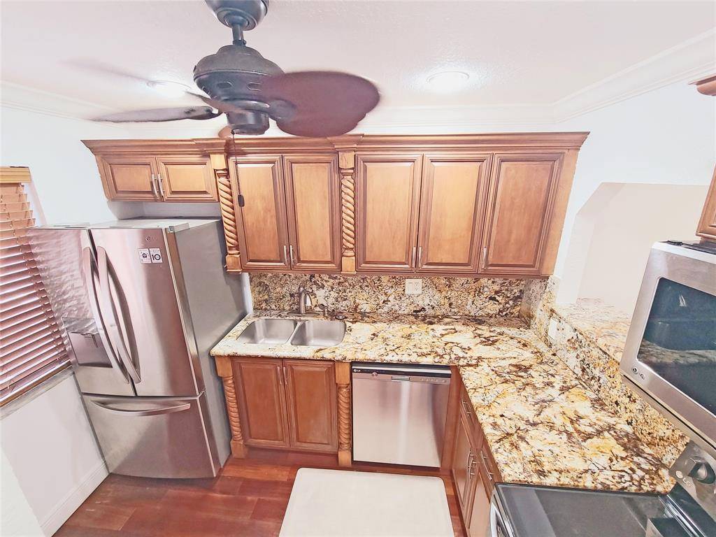 [StreetName, UnitNumber, StreetNumber, StreetDirPrefix], Royal Palm Beach, FL 33411