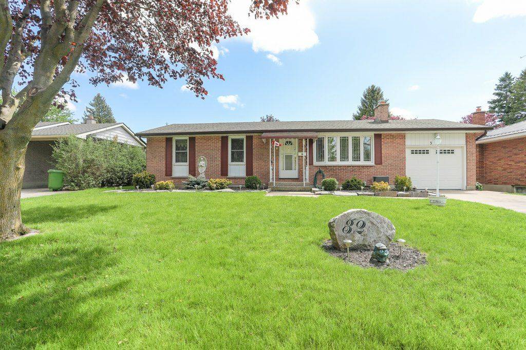St. Thomas, ON N5R 1H2,32 Applewood CRES
