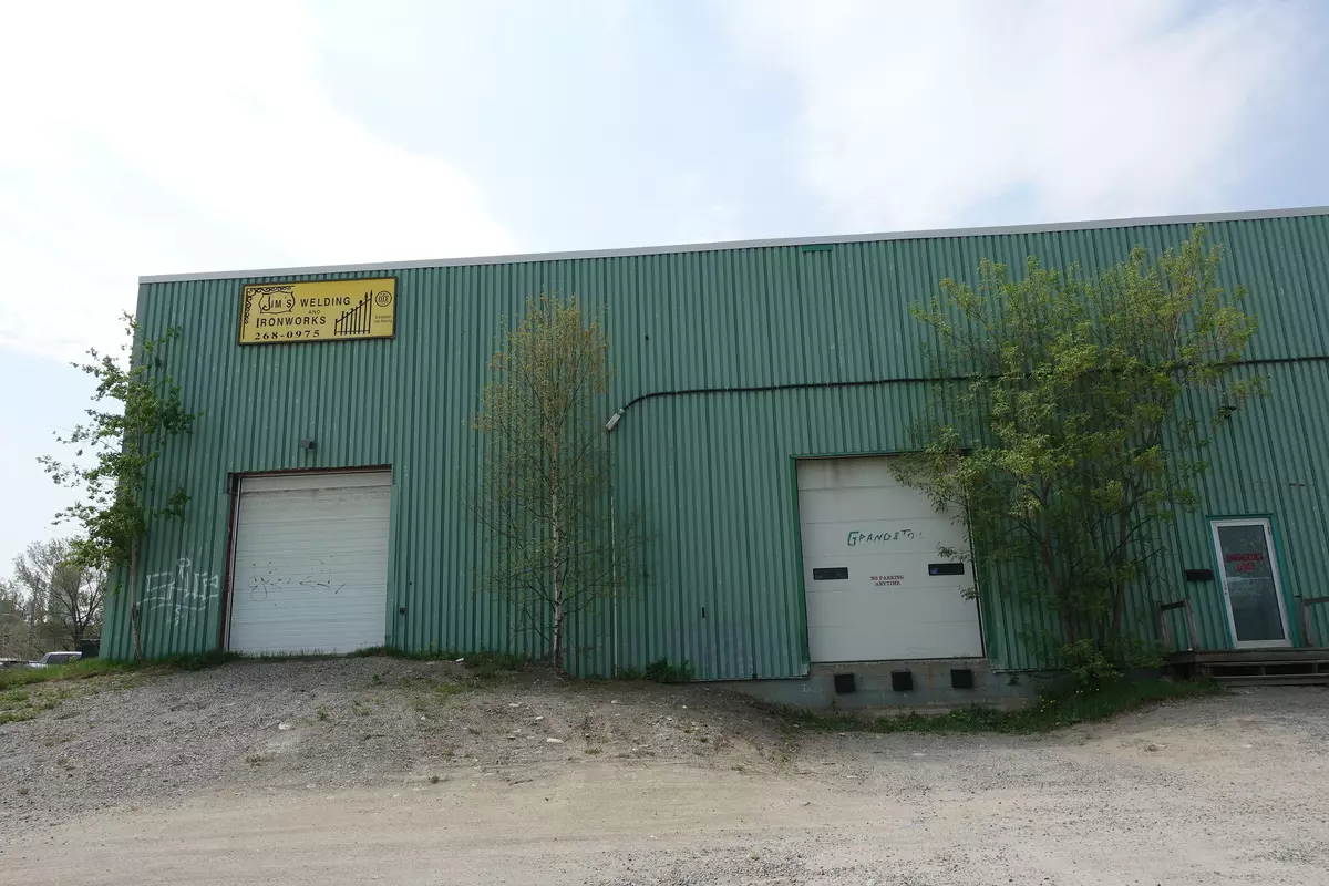 Timmins, ON P4N 1B7,440 Algonquin BLVD E #Unit D