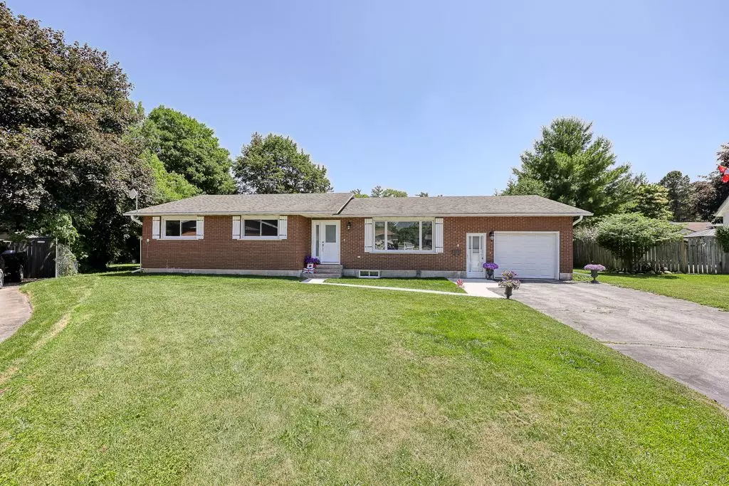 Tillsonburg, ON N4G 2P5,2 Richards CT