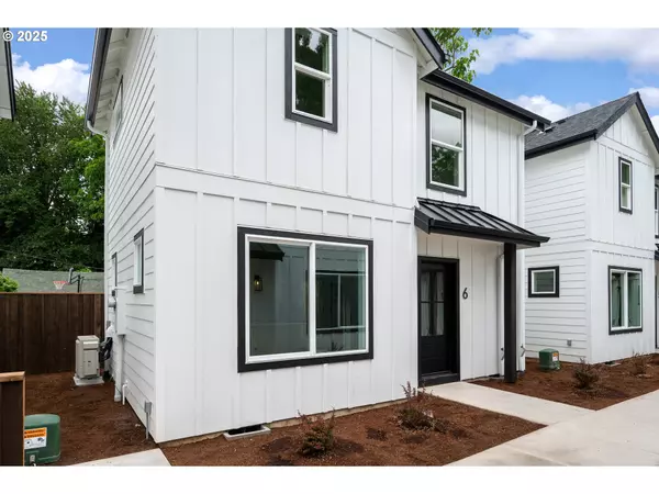 Milwaukie, OR 97222,4103 SE Olsen ST #6