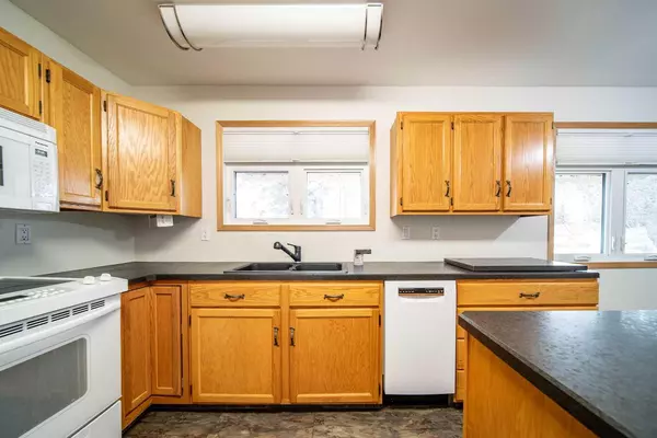 Provost, AB T0B 3S0,5303 50 ST