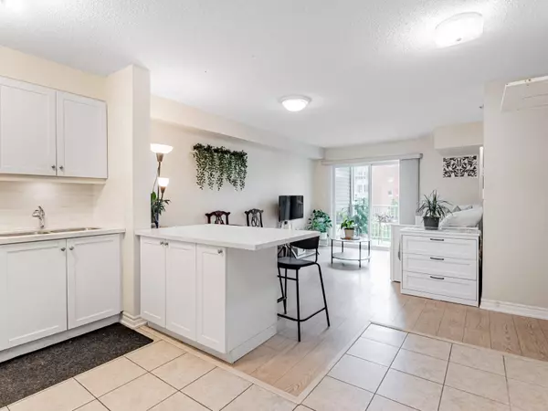 Toronto E07, ON M1S 5W8,5225 Finch AVE E #430