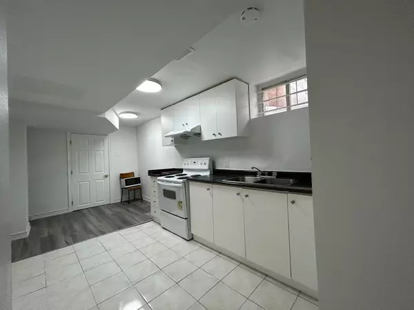 Richmond Hill, ON L4C 2G8,25 Gentry CRES #Bsmt