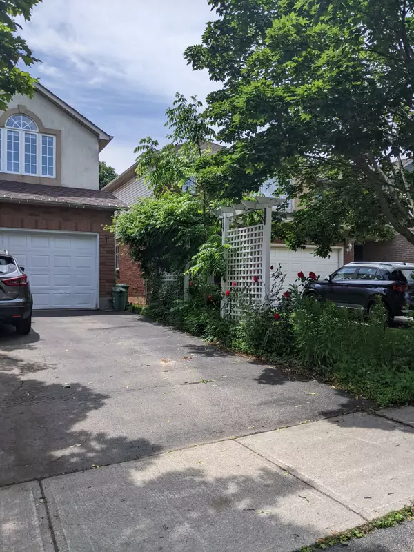 Hamilton, ON L9G 5A5,88 Kendrick CT
