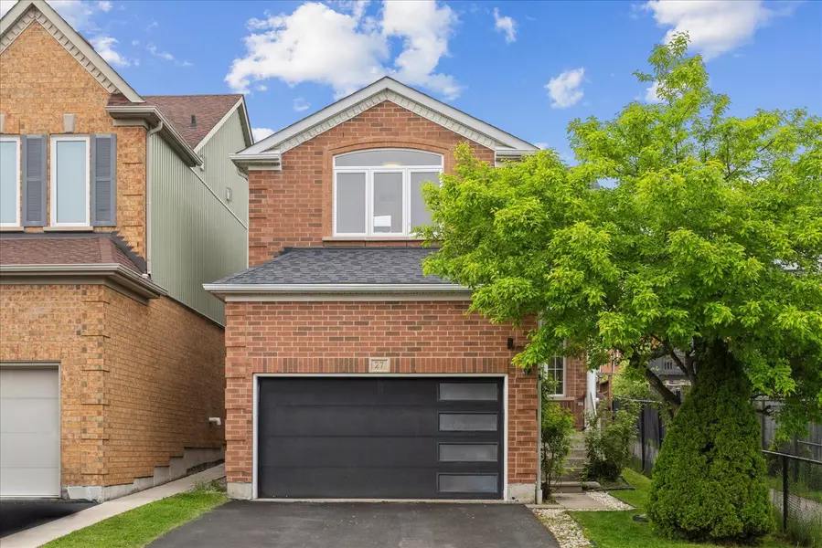 27 Shenandoah DR, Whitby, ON L1P 1S9