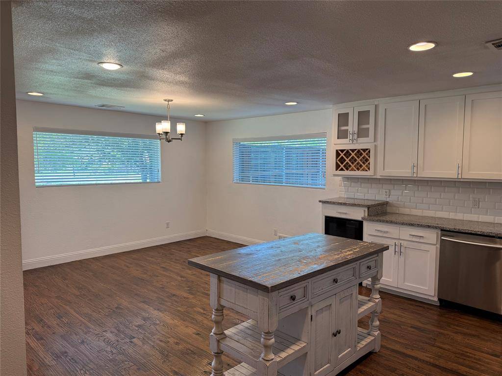 Dallas, TX 75228,10388 Sandra Lynn Drive