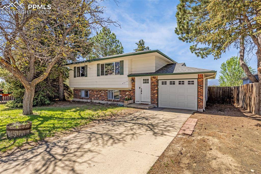 Colorado Springs, CO 80918,4914 Villa CIR