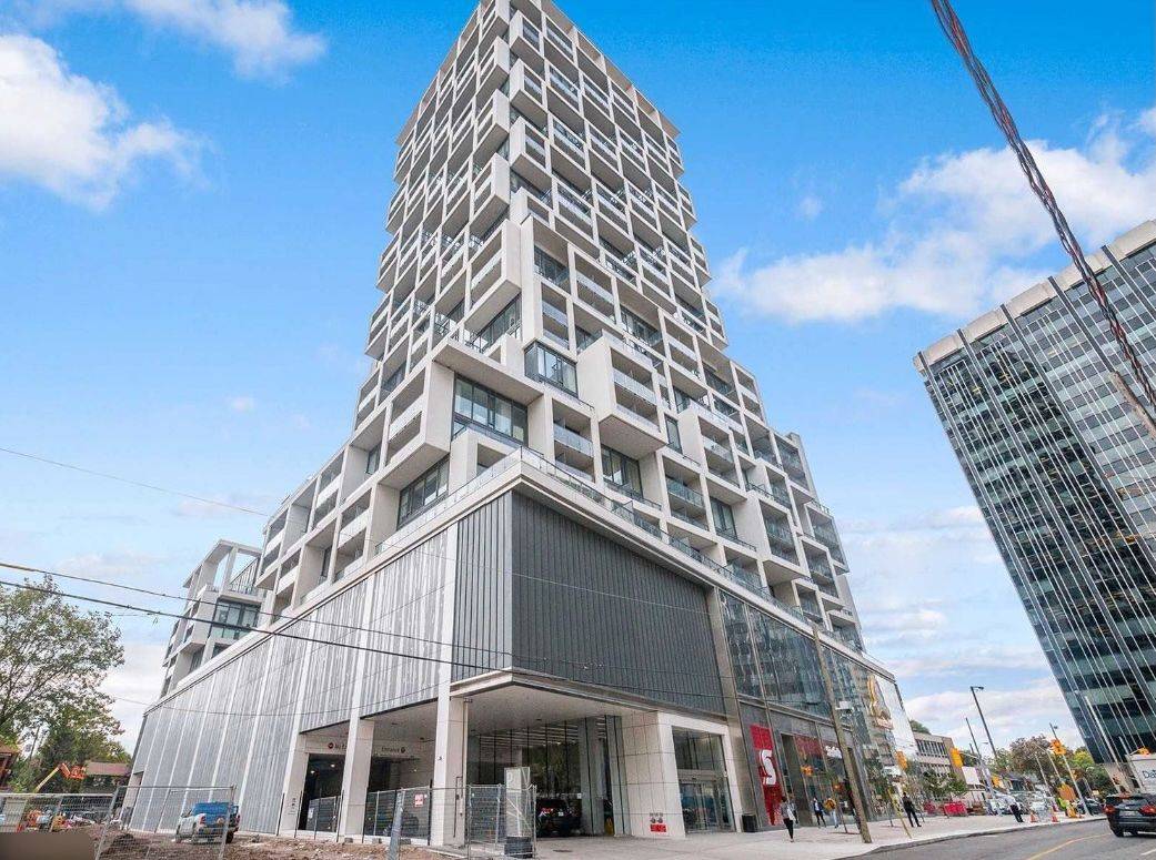 Toronto C10, ON M4S 0B2,8 Hillsdale AVE #939