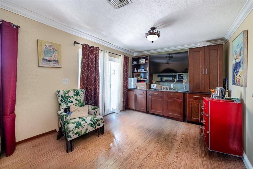 [StreetName, UnitNumber, StreetNumber, StreetDirPrefix], North Lauderdale, FL 33068