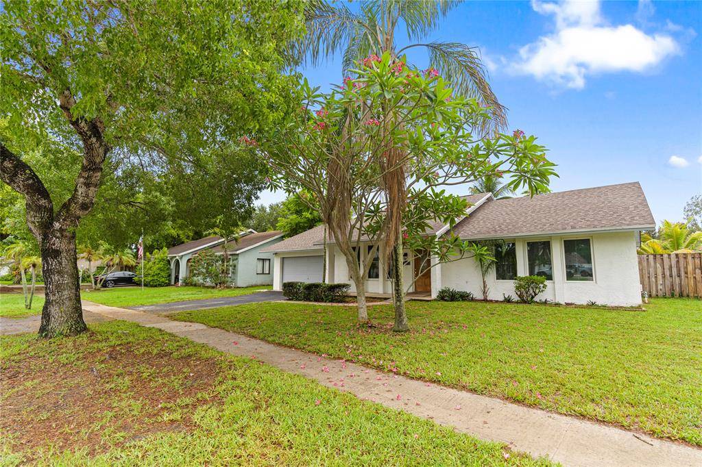 [StreetName, UnitNumber, StreetNumber, StreetDirPrefix], Cooper City, FL 33328