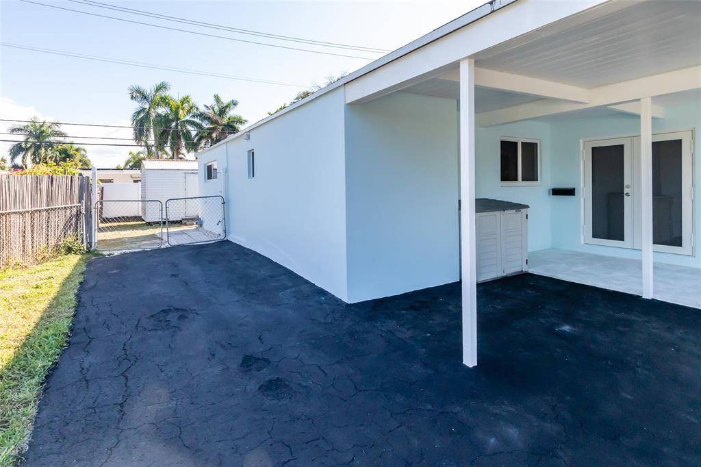 Pompano Beach, FL 33062,[StreetName,UnitNumber,StreetNumber,StreetDirPrefix]