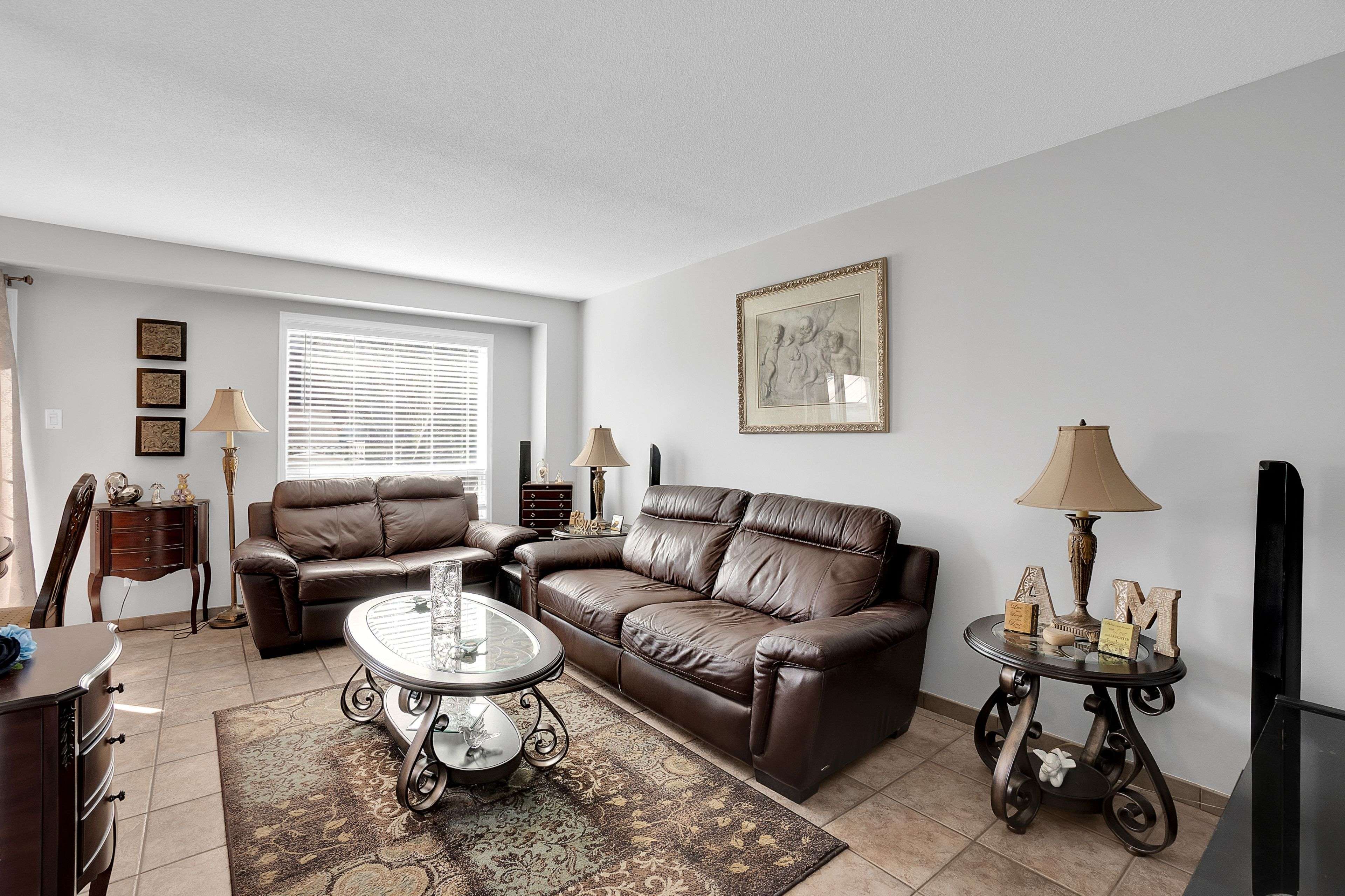 Vaughan, ON L6A 2C1,86 Islay CRES