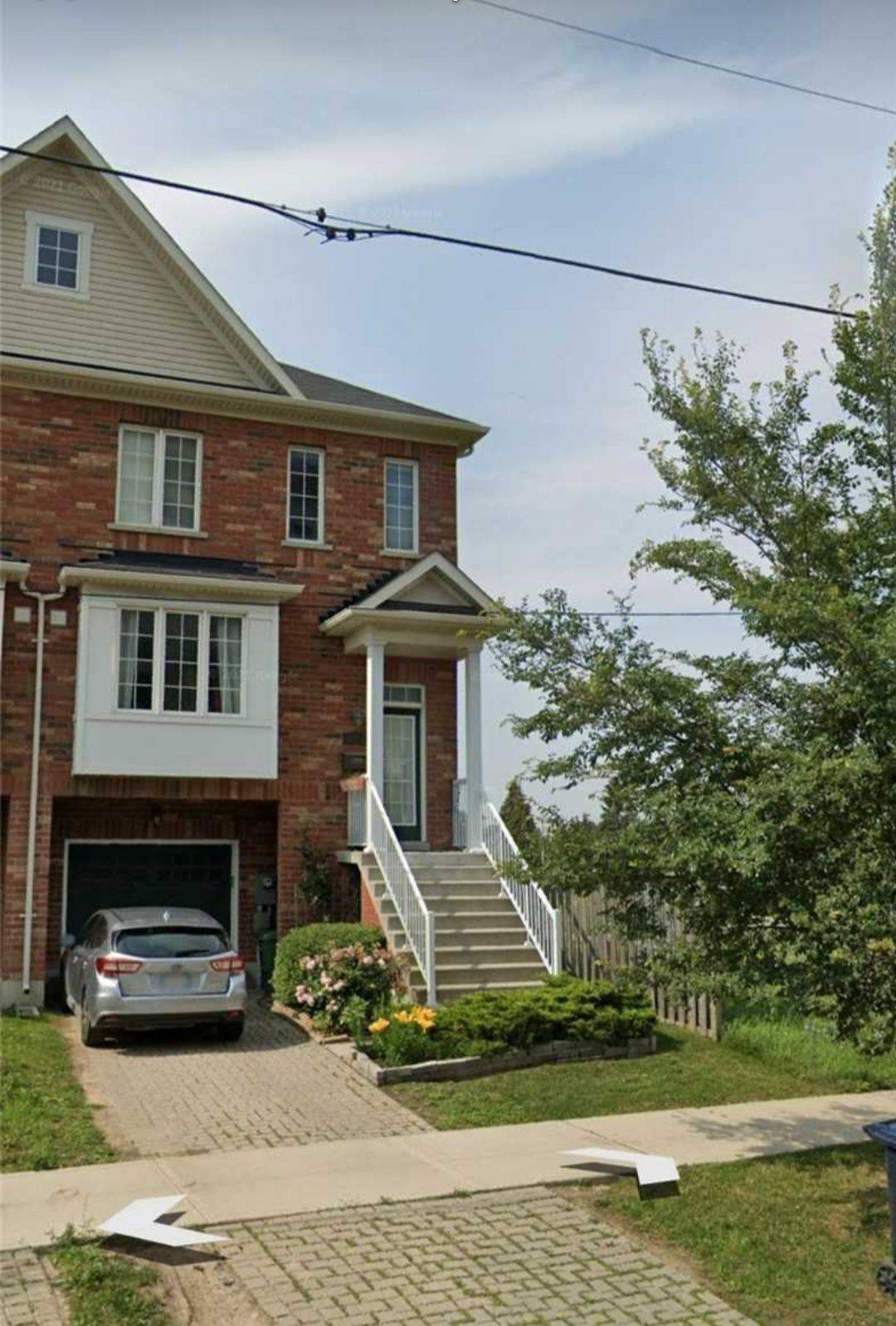 148 Hucknall RD, Toronto W05, ON M3J 0H4