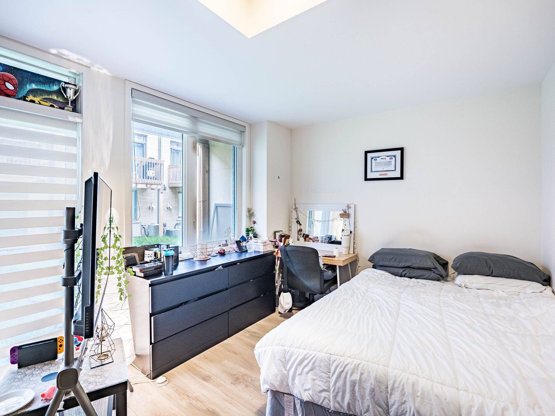 Oakville, ON L6H 0L4,195 Sabina DR