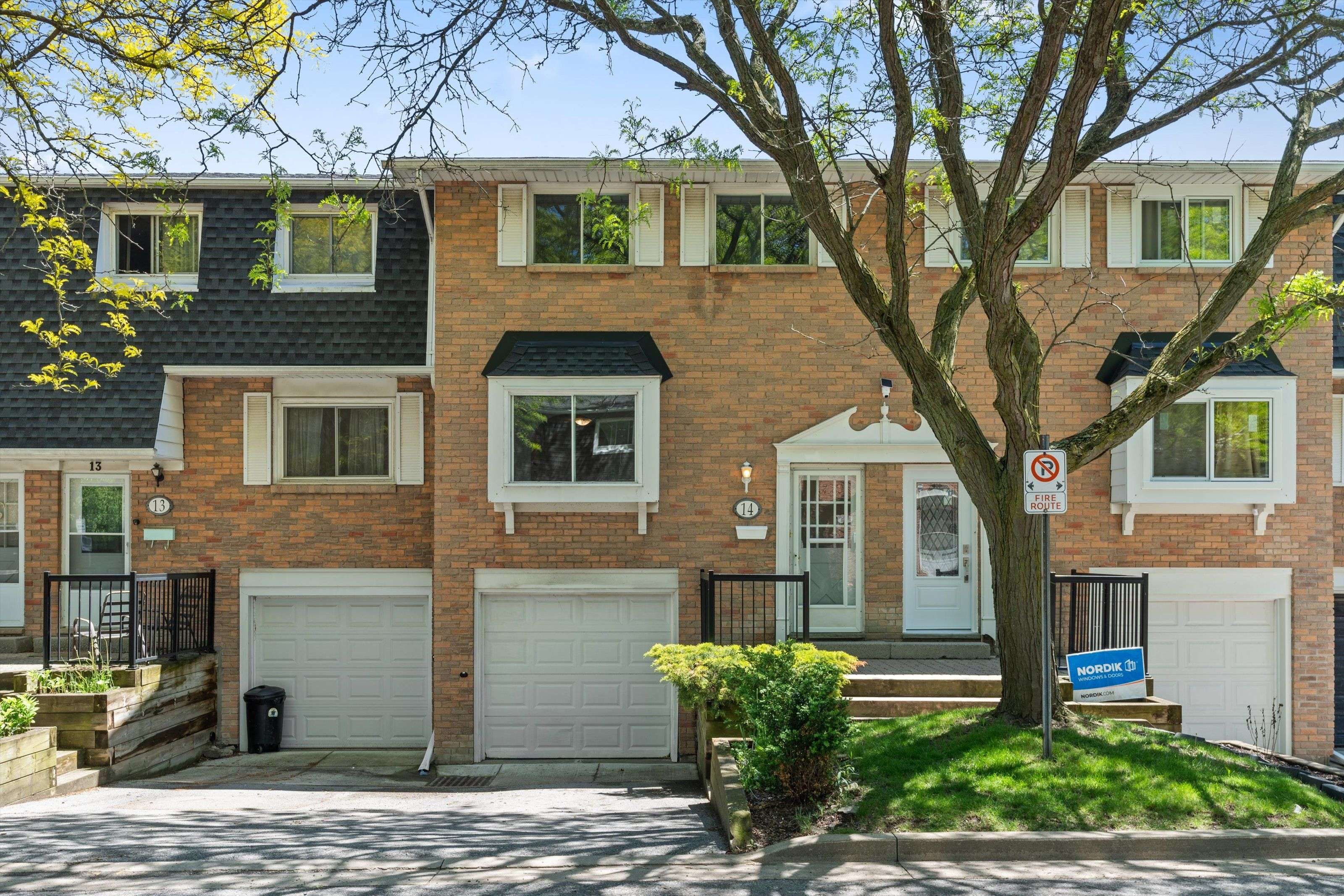 Welland, ON L3C 6J6,185 Denistoun ST #14